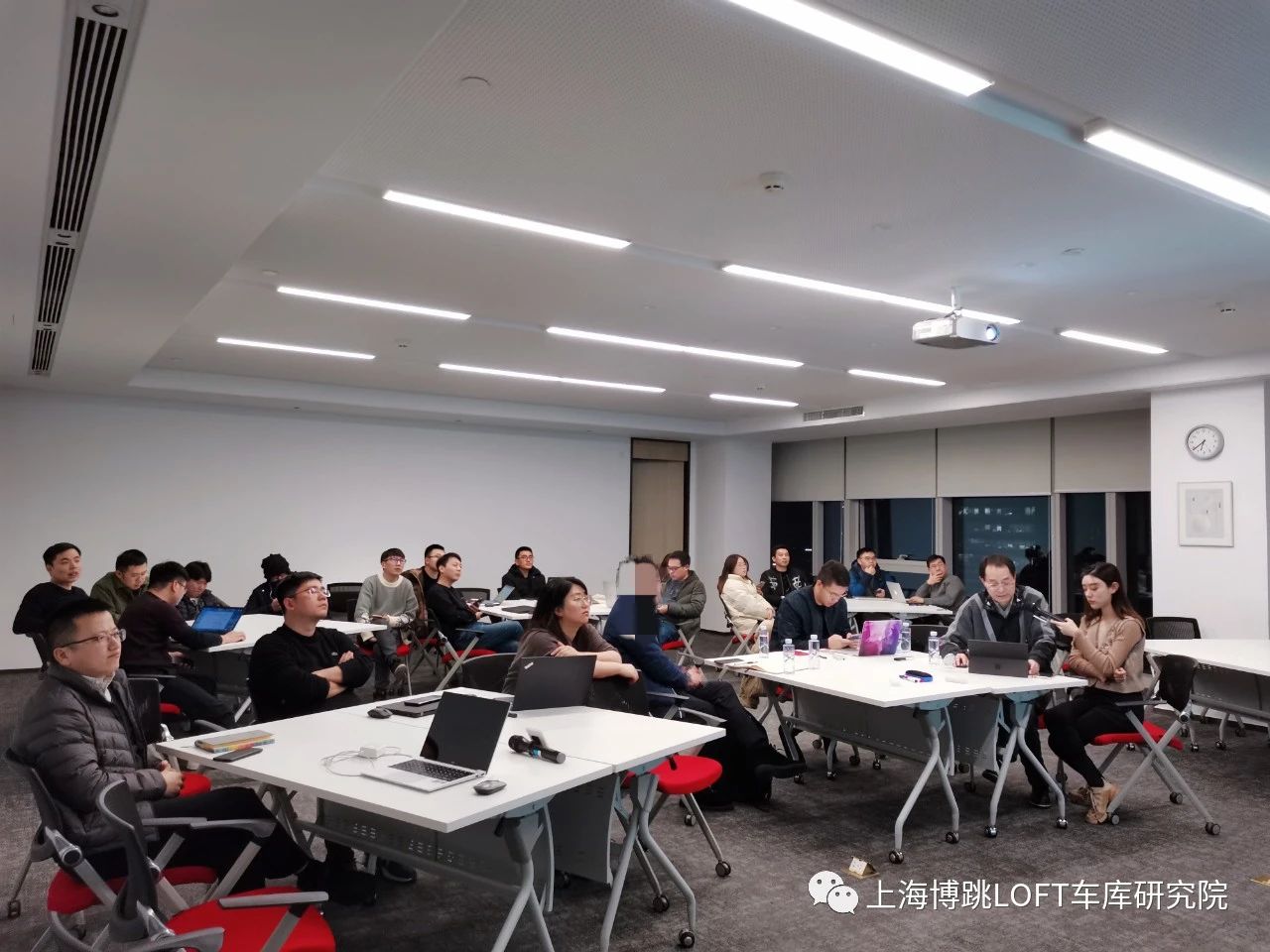 益阳杭州LOFT车库专题会